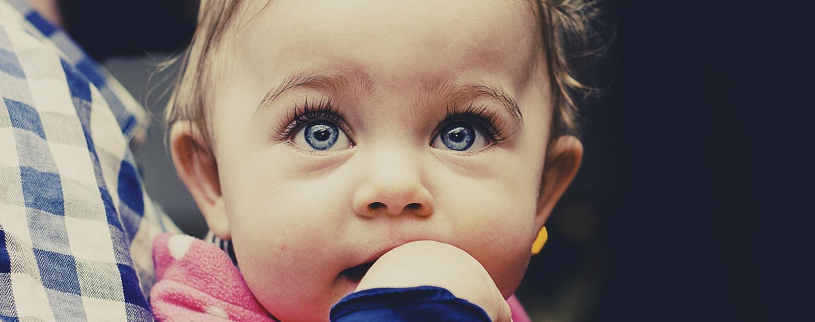 Les besoins d'un bébé à 7 mois 2 bébé avec sa mère