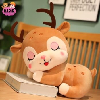 Mignon Jouet En Peluche De Cerf Endormi