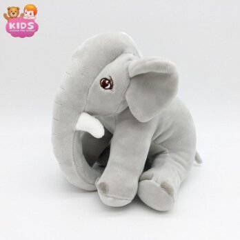 Mignon Éléphant En Peluche