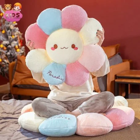 Chaise en peluche mignonne au soleil