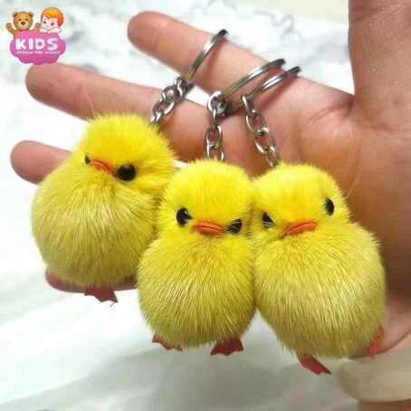 Mignon porte-clés en peluche de canard jaune