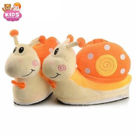 Jouets en peluche d'escargots