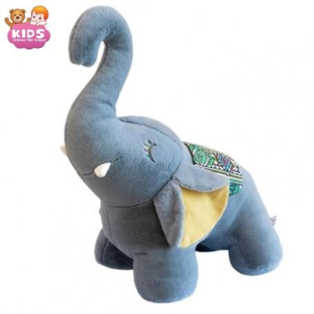 Éléphant en peluche