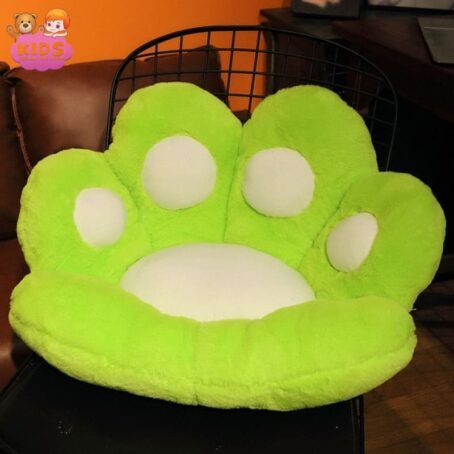 Coussin en forme de patte de chat pour chaise en peluche