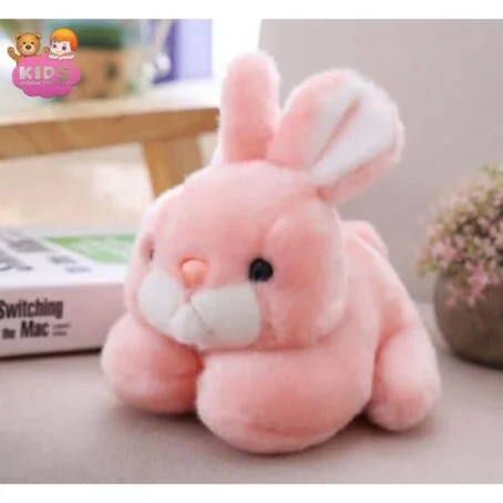 Peluche de lapin rose doux