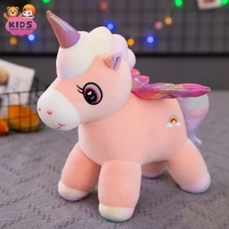 Une peluche licorne