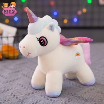 Peluche De Licorne Avec De Grands Yeux