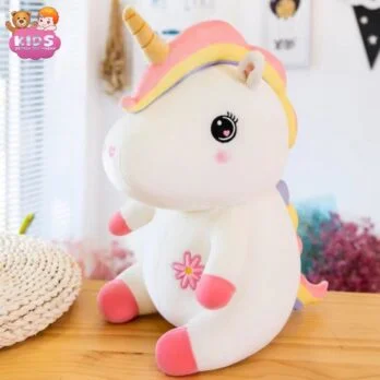 Unicorn Assis En Peluche